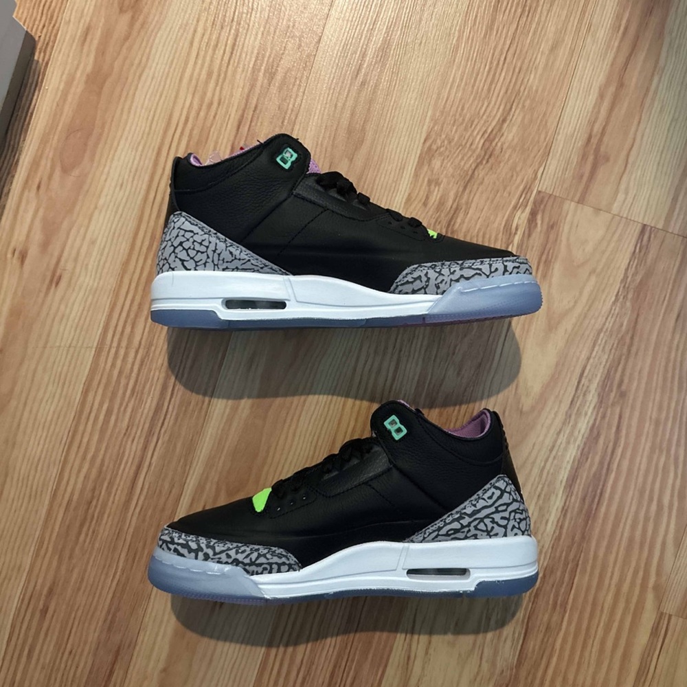 Air Jordan 3 Retro GS Electric Green Size 8 women’s / 6.5 youth